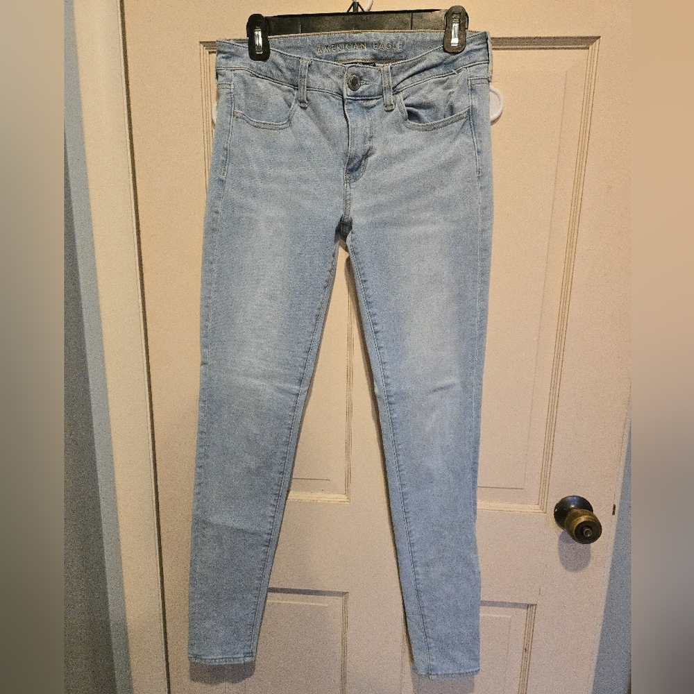 American Eagle Outfitters Light Blue Skinny Jeans